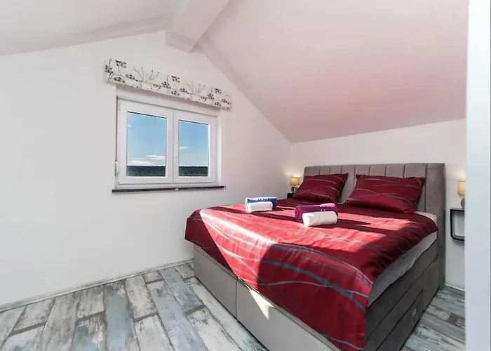Camellia - Two Bedroom With Swimming Pool Villa *